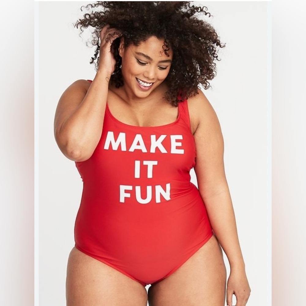 NWT Old Navy Graphic Make it Fun Plus Size Swimsuit
